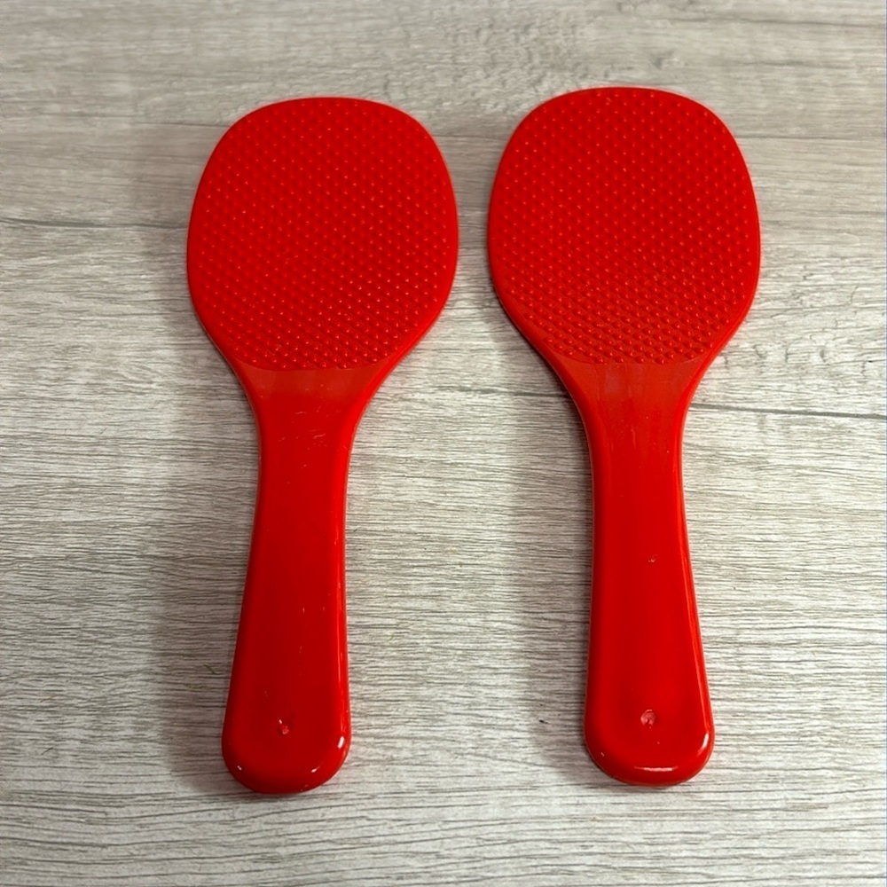 Red Rice Spoon, Plastic - Picture 1 of 3